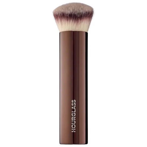 Hourglass Vanish Foundation Brush (By Request) - Picture 1 of 2